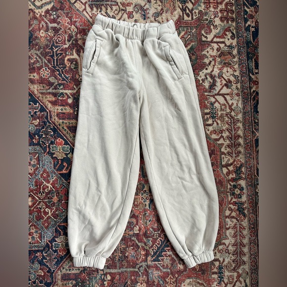 Abercrombie & Fitch Women’s Sunday Sweatpant - Picture 2 of 7